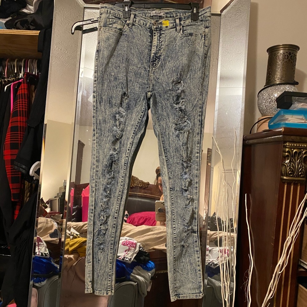 JEANS JEANS JEANS